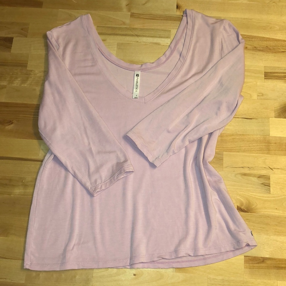Fabletics quarter sleeve tee
